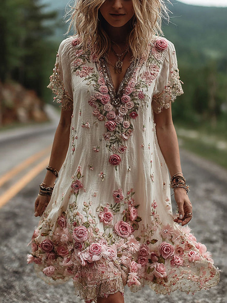 Robe Ruby Femme | Broderie Florale, Col V Élégant 0