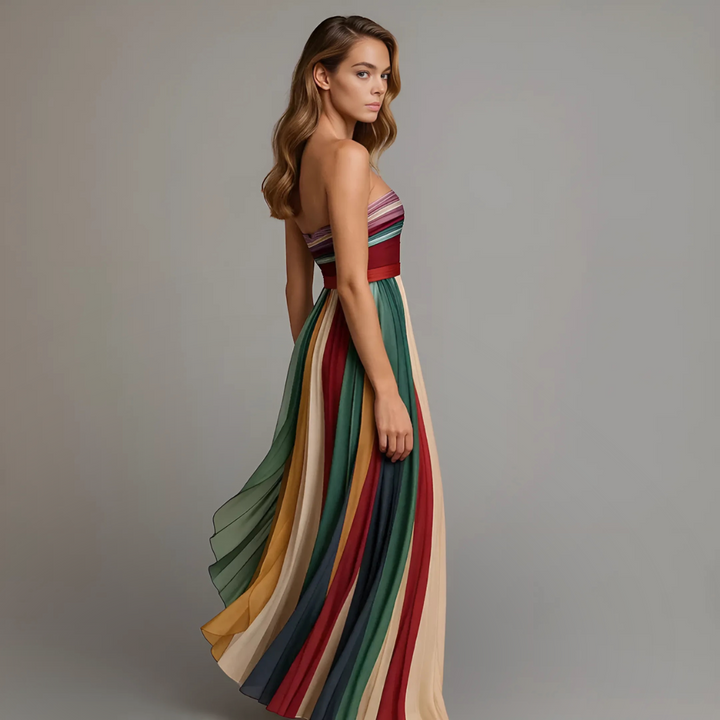 Robe longue Aurore | Coupe fluide sans bretelles, tissu plissé élégant 2