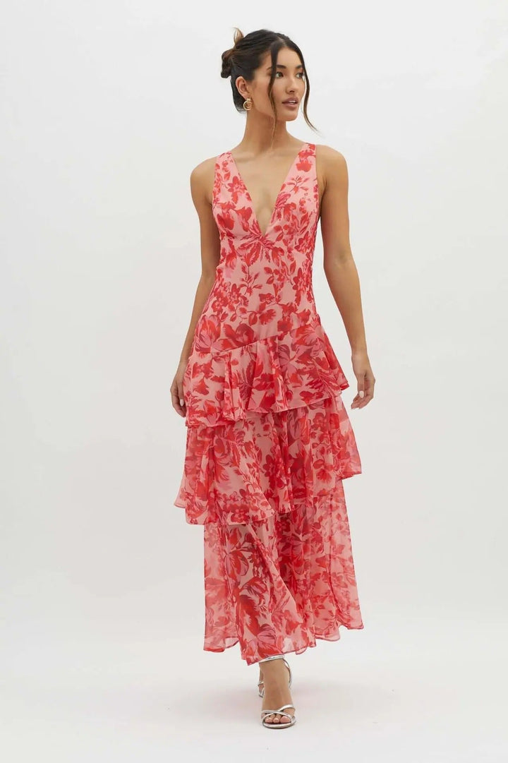 Robe longue Liora | Chiffon léger avec volants superposés, décolleté en V 10