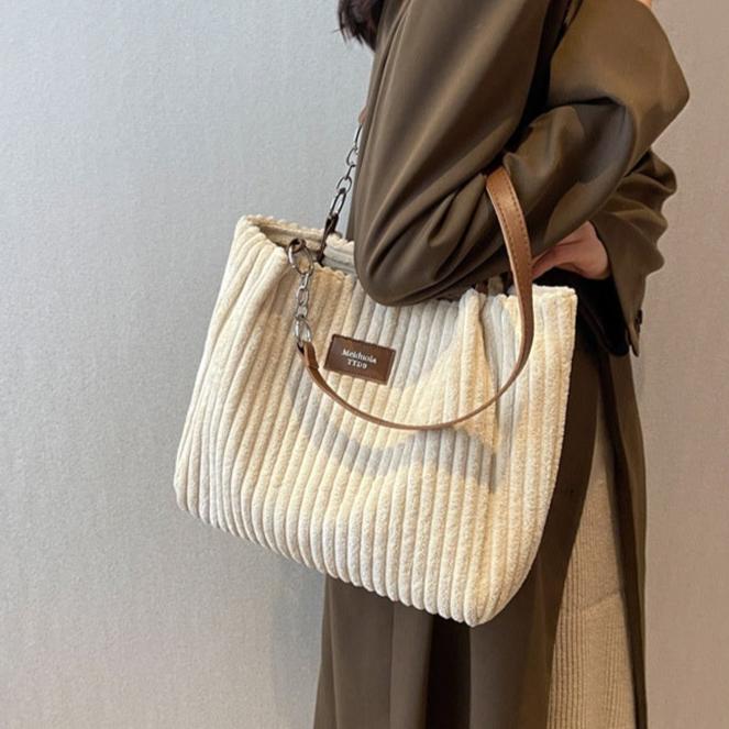 Sac Camillia | Sac à main femme en velours côtelé, spacieux et fonctionnel 5