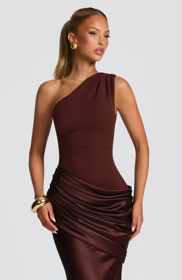 Robe Longue Capucine | Épaule Unique, Détail Drapé, Élégance 11